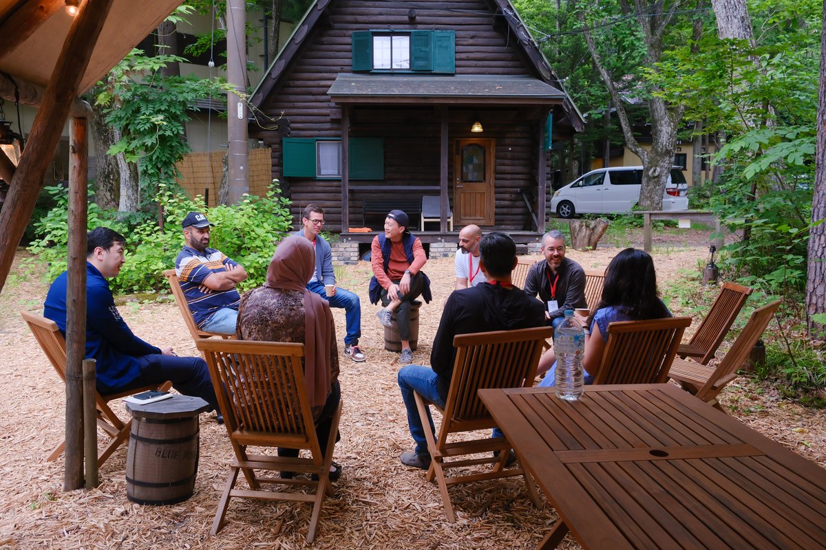 Group discussion at Hakuba